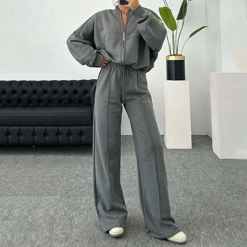 Nora - Oversized Tracksuit