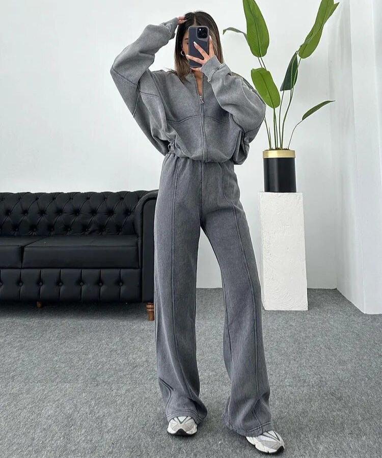 Nora - Oversized Tracksuit