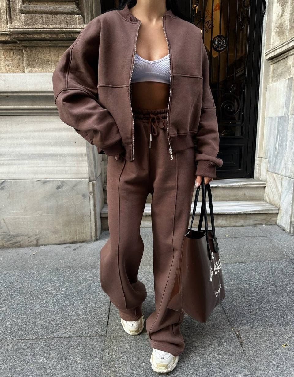 Nora - Oversized Tracksuit